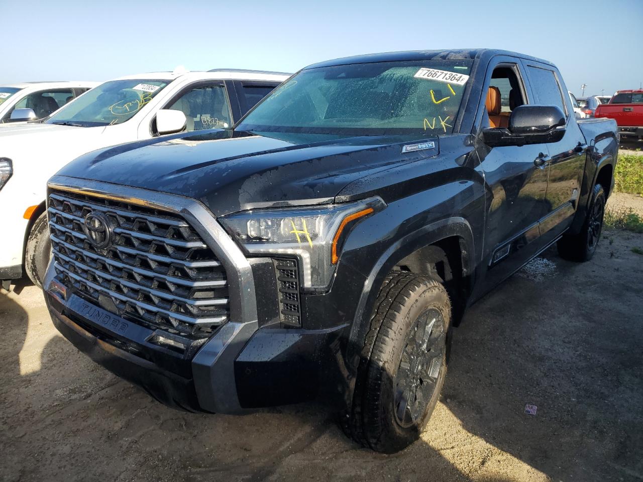TOYOTA TUNDRA CRE 2024