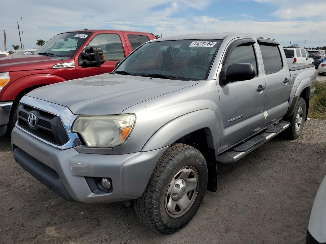 TOYOTA TACOMA DOU 2015