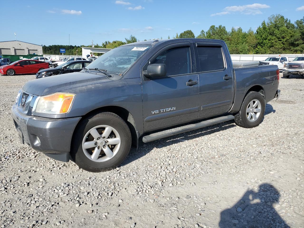 NISSAN TITAN S 2013