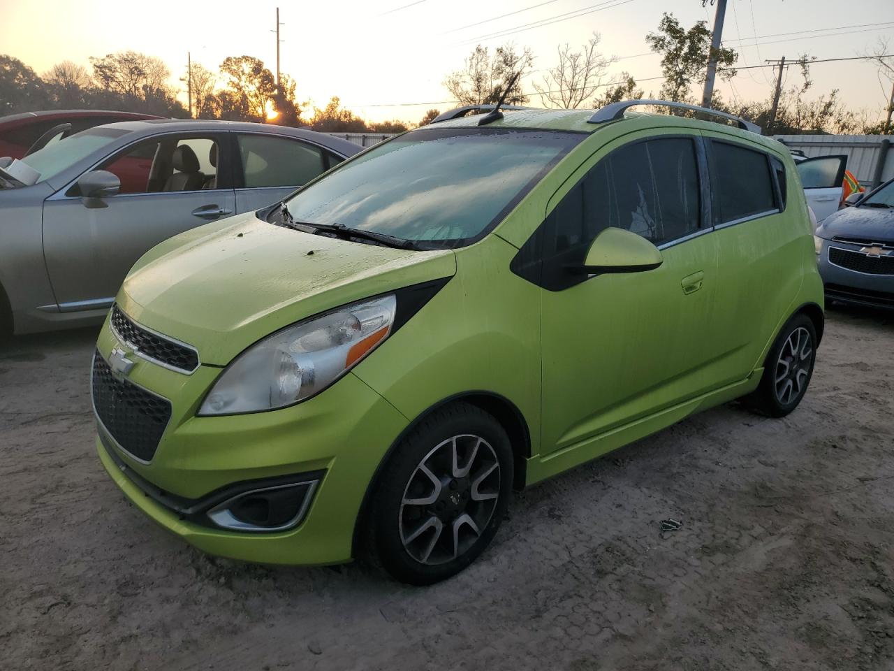 CHEVROLET SPARK 2LT 2013
