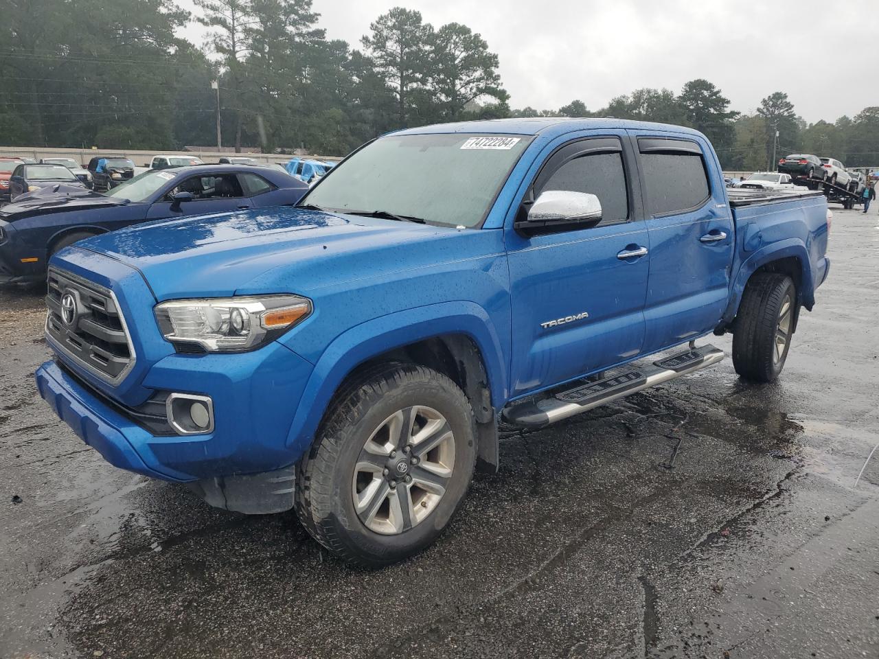 TOYOTA TACOMA 2017