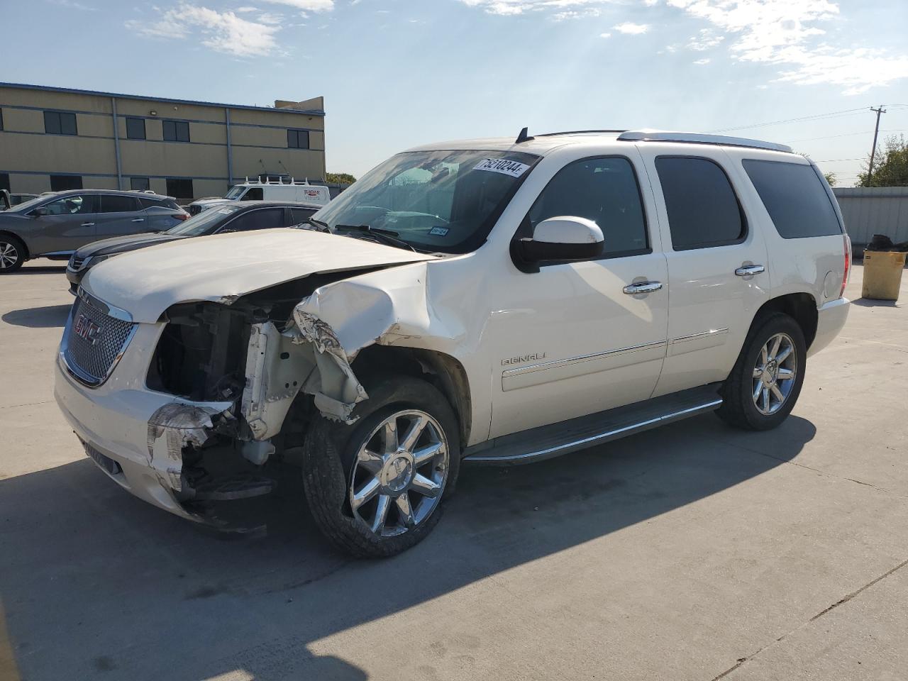 GMC YUKON DENA 2014