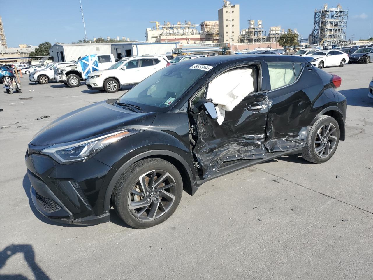 TOYOTA C-HR XLE 2021