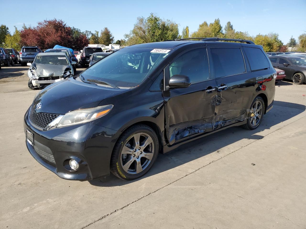 TOYOTA SIENNA SE 2017