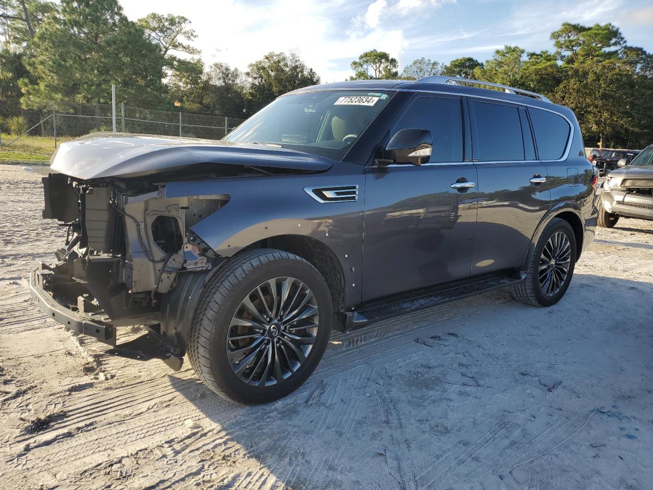 INFINITI QX80 LUXE 2023