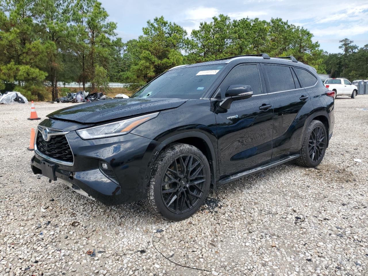TOYOTA HIGHLANDER 2020