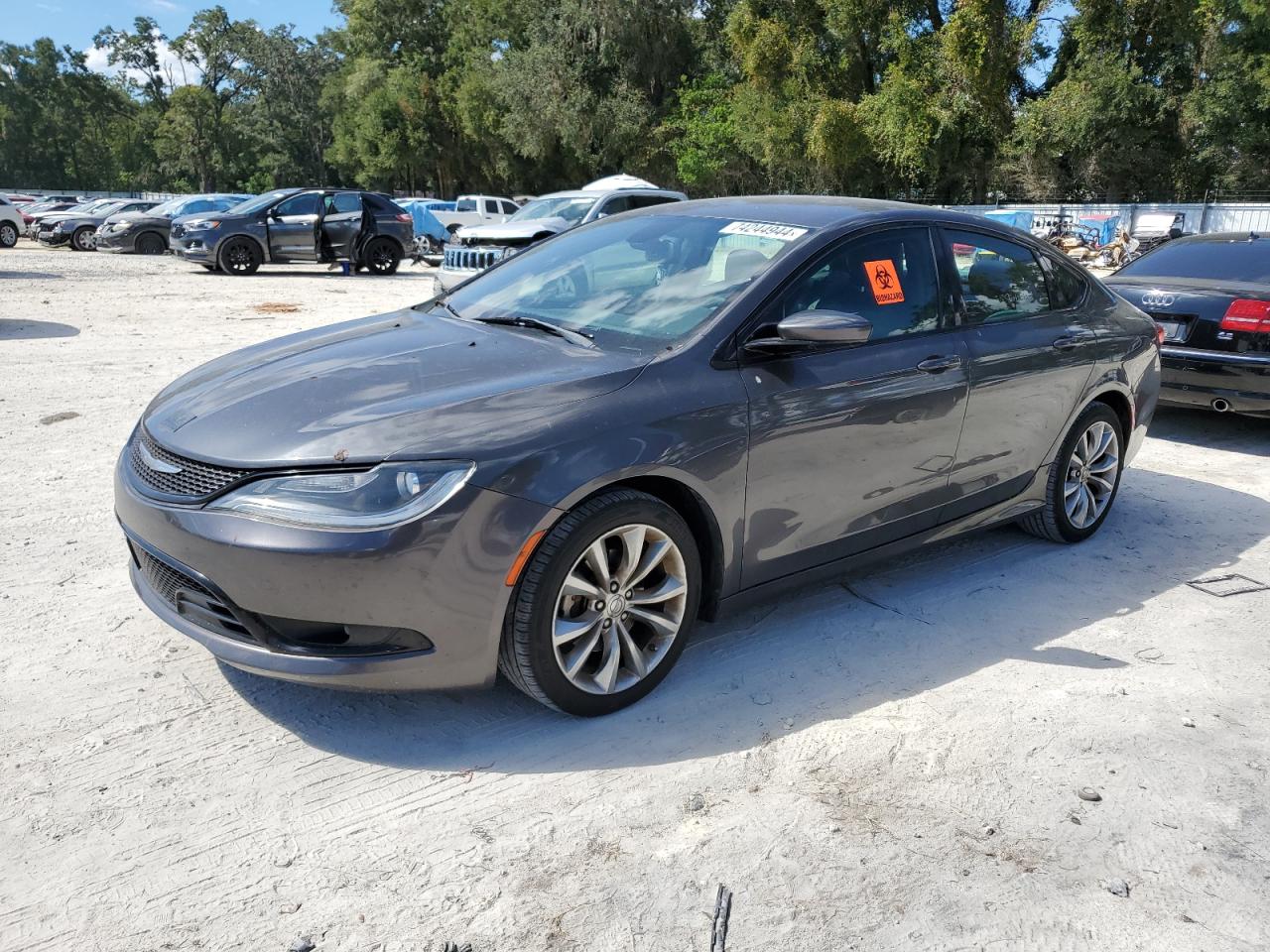 CHRYSLER 200 S 2015