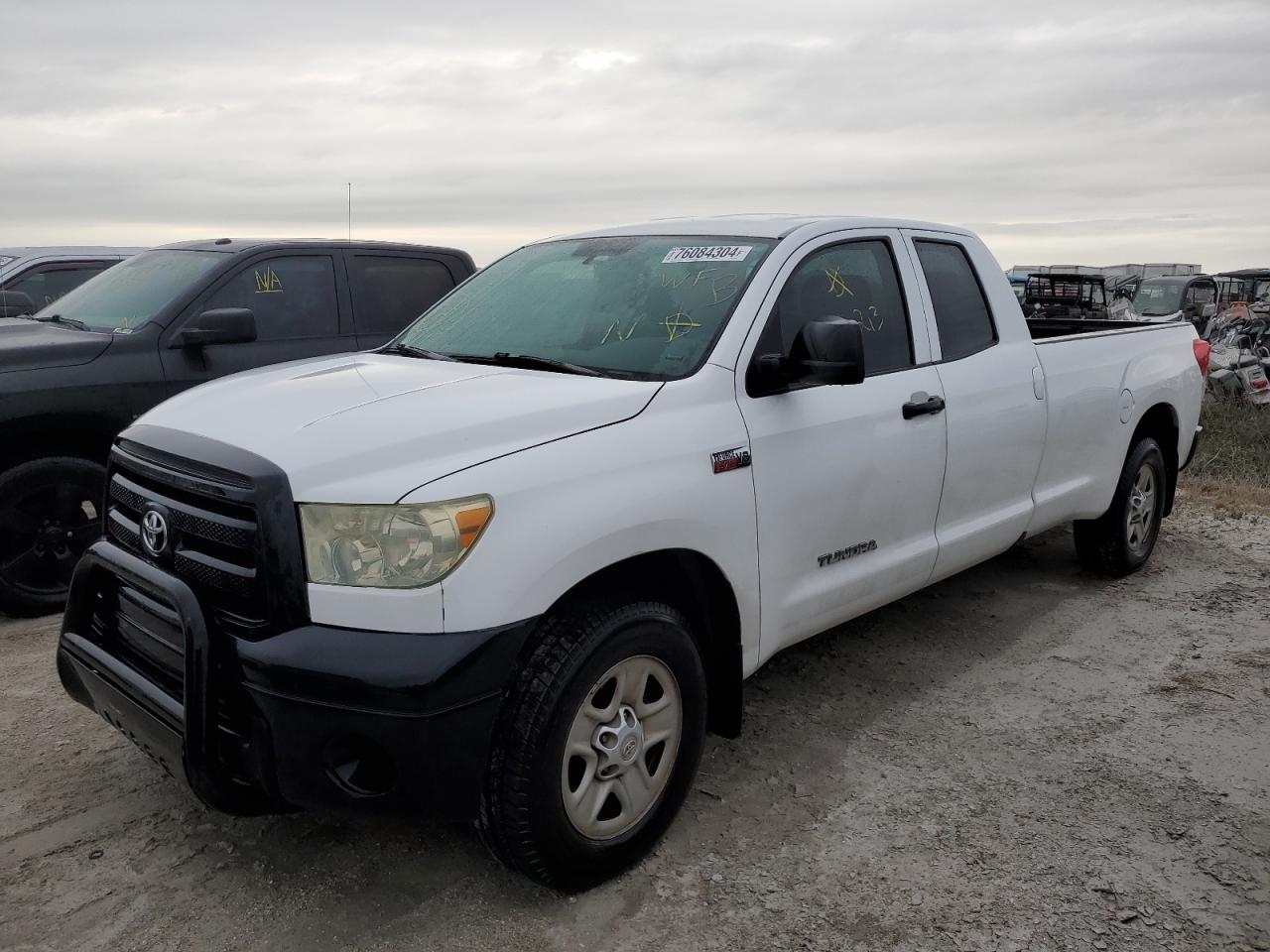 TOYOTA TUNDRA DOU 2010