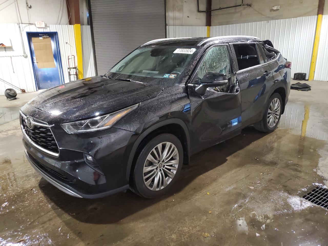 TOYOTA HIGHLANDER 2023