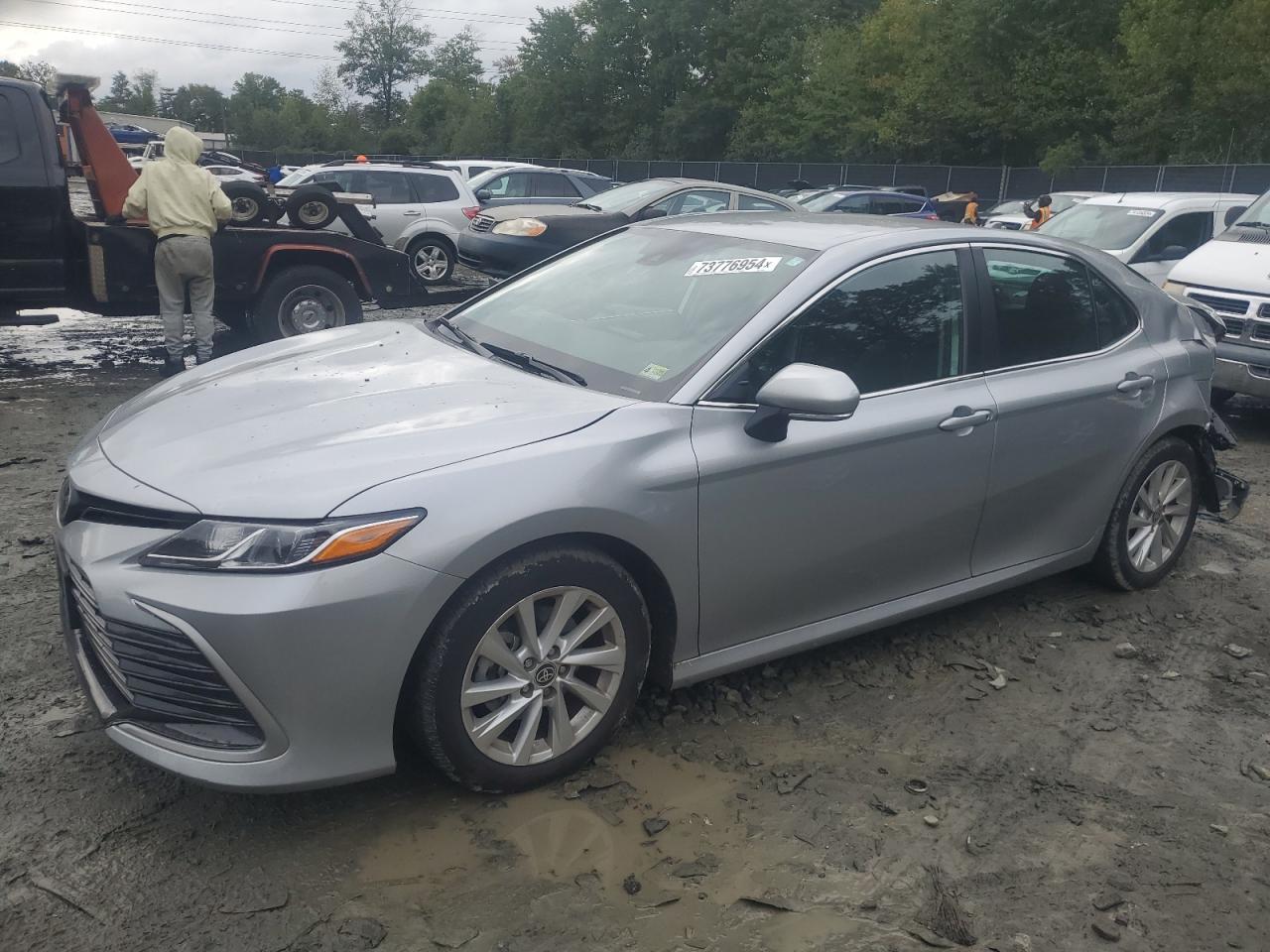 TOYOTA CAMRY LE 2023