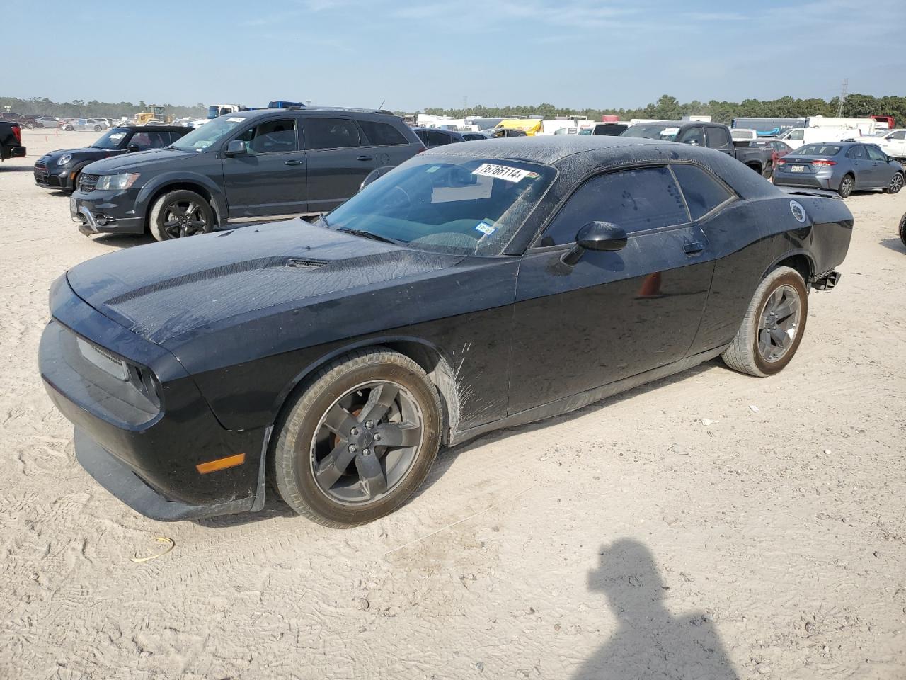 DODGE CHALLENGER 2013