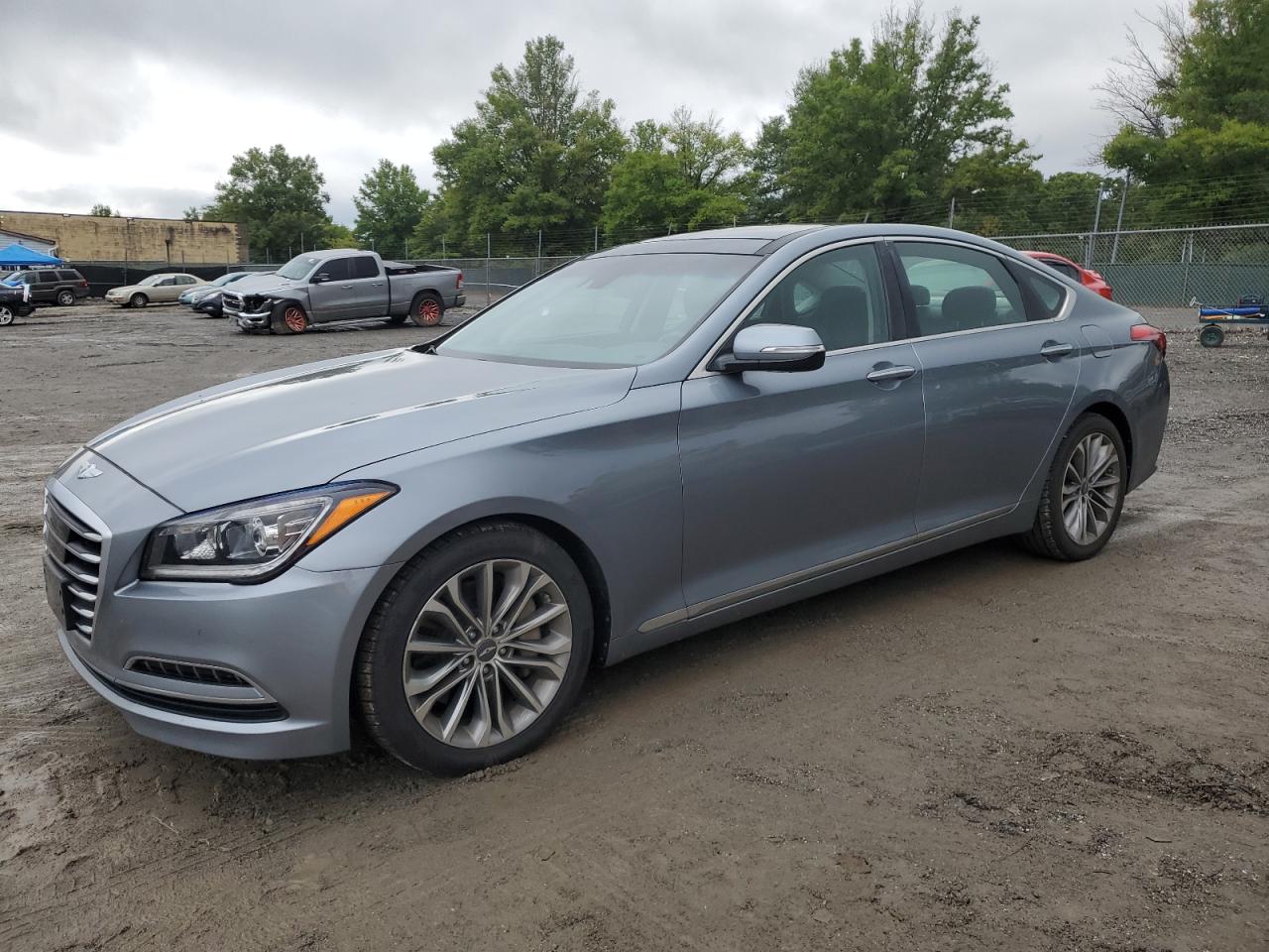 HYUNDAI GENESIS 3. 2015