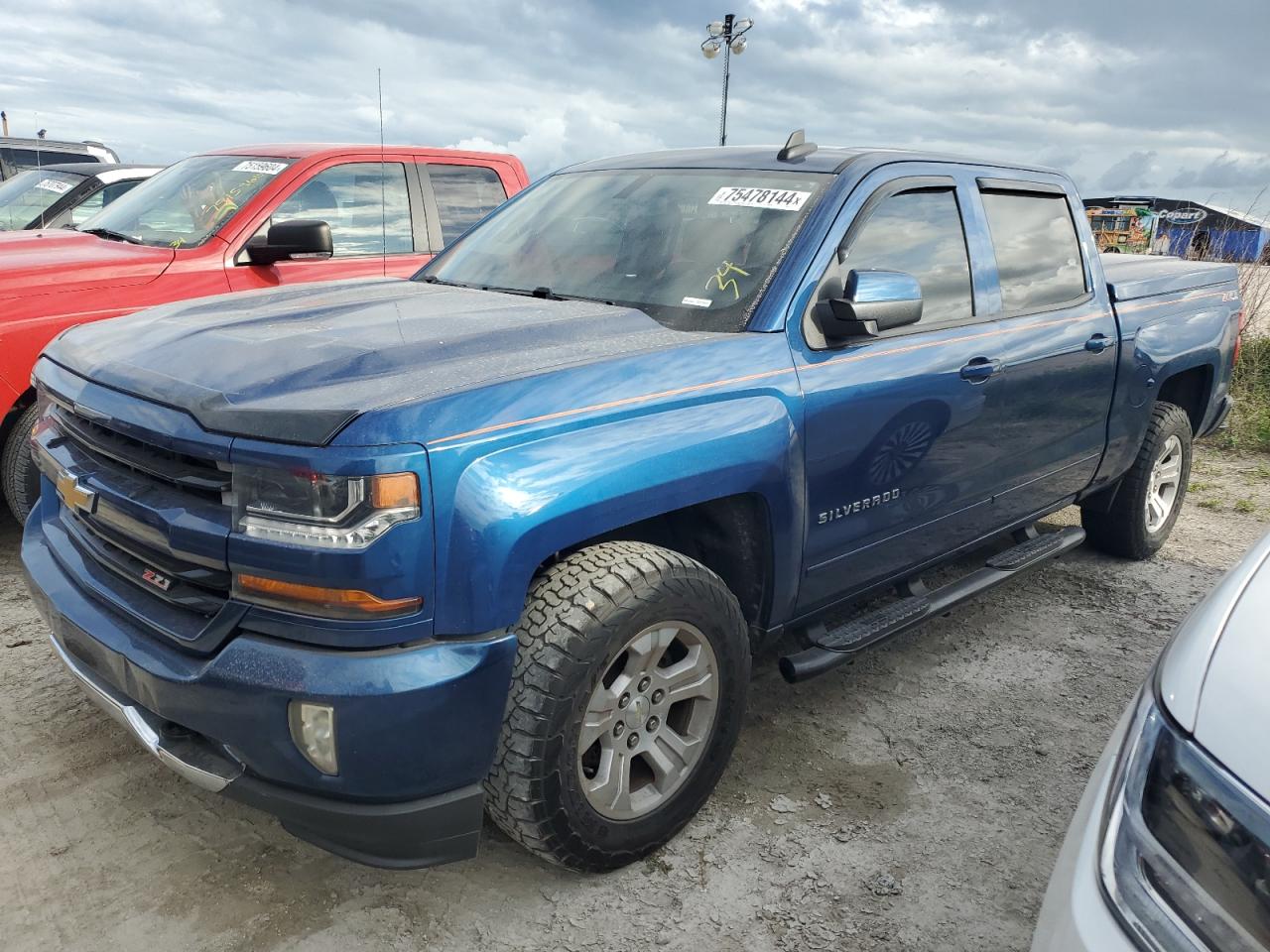 CHEVROLET SILVERADO 2017