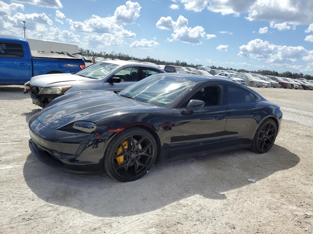 PORSCHE TAYCAN 2022