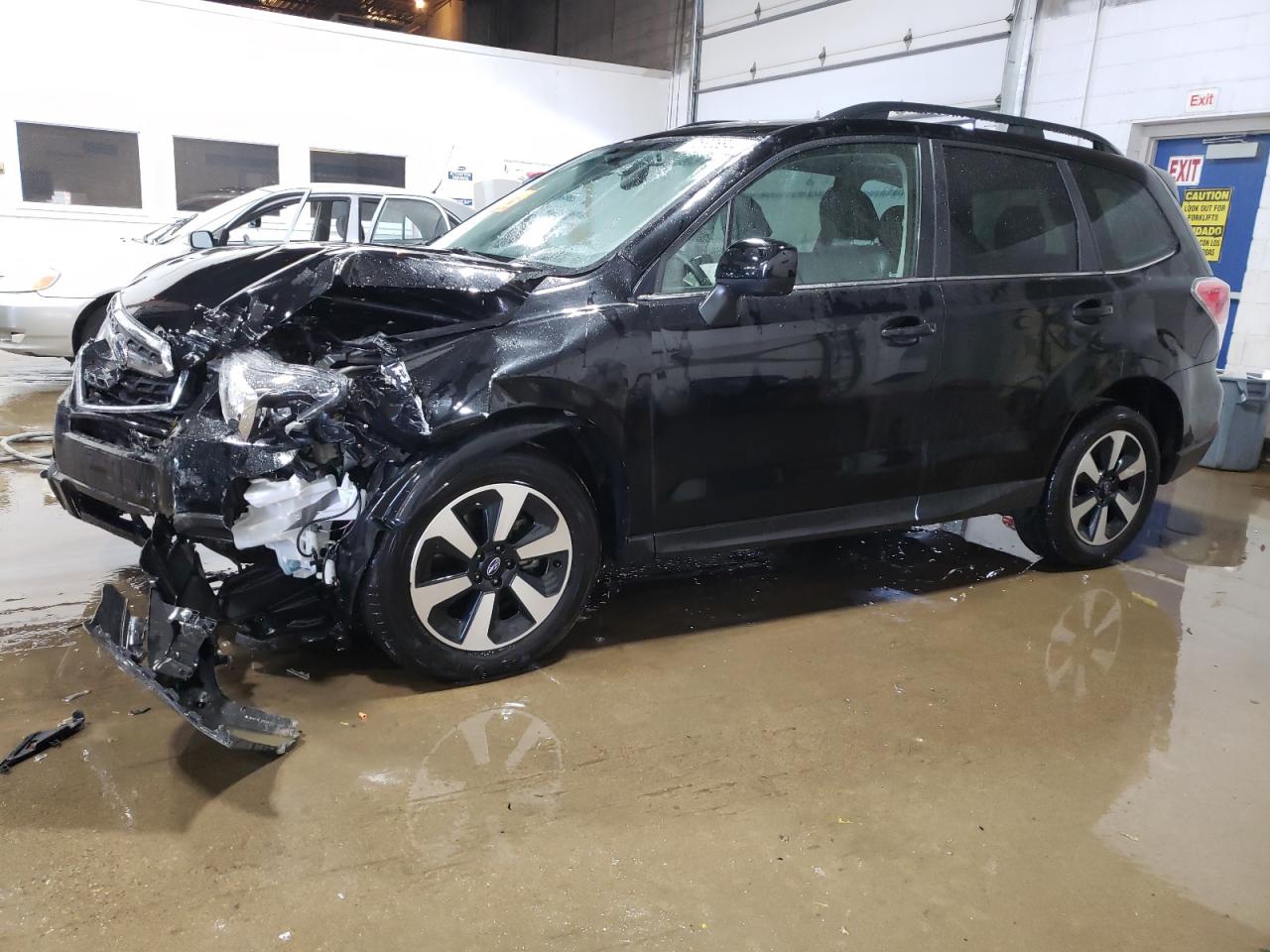 SUBARU FORESTER 2017