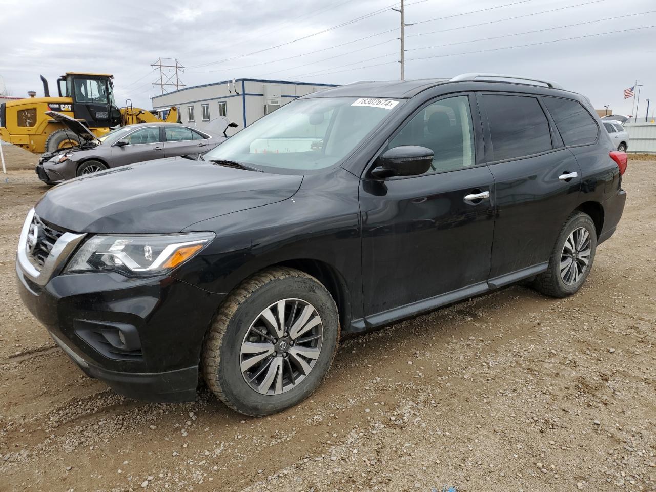 NISSAN PATHFINDER 2019
