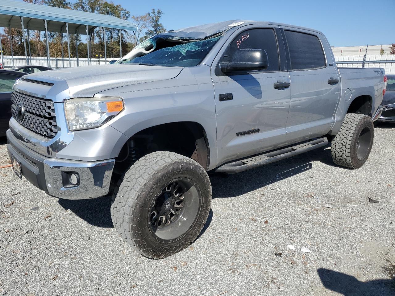 TOYOTA TUNDRA CRE 2017