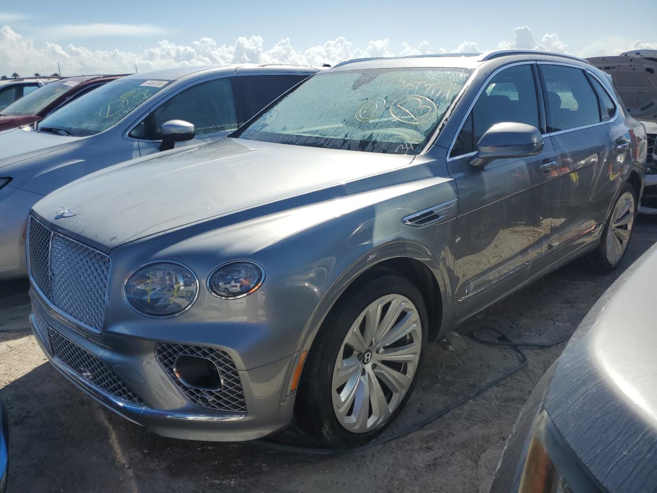 BENTLEY BENTAYGA 2021