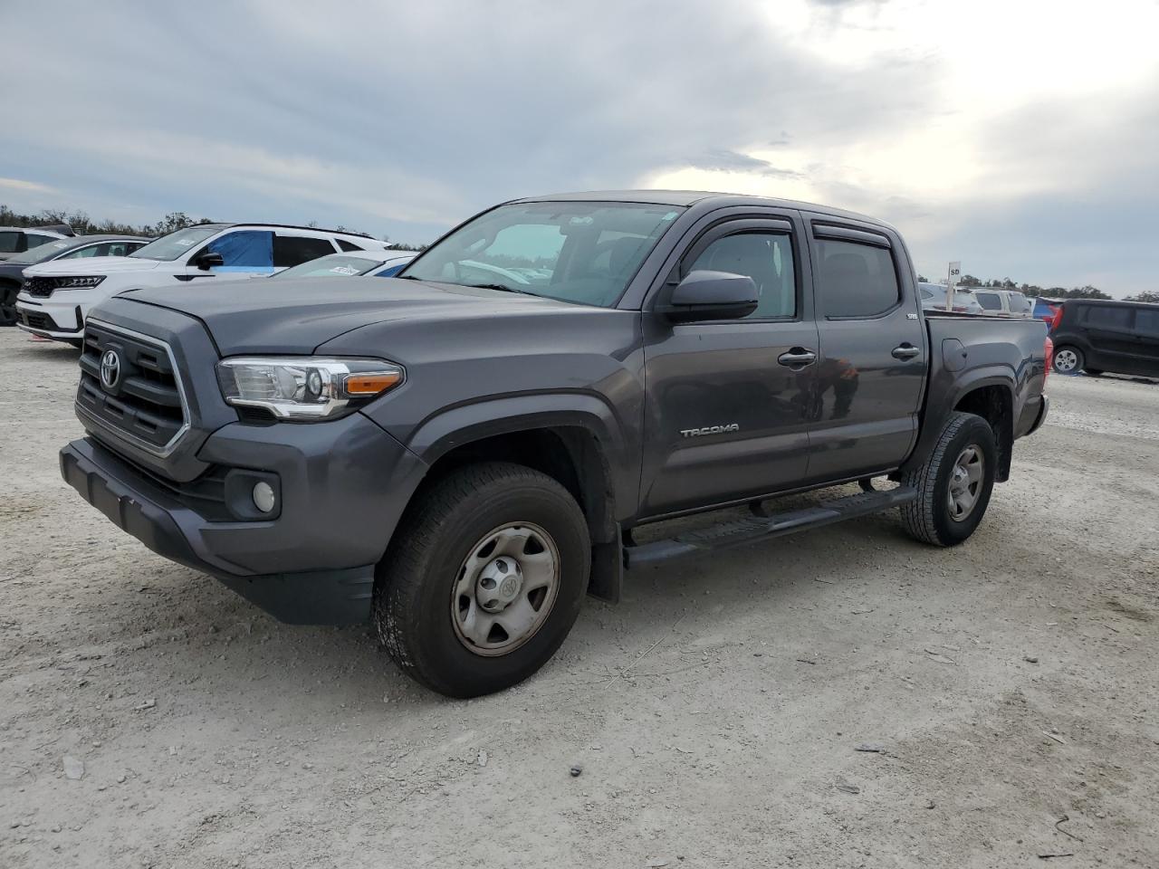 TOYOTA TACOMA DOU 2016