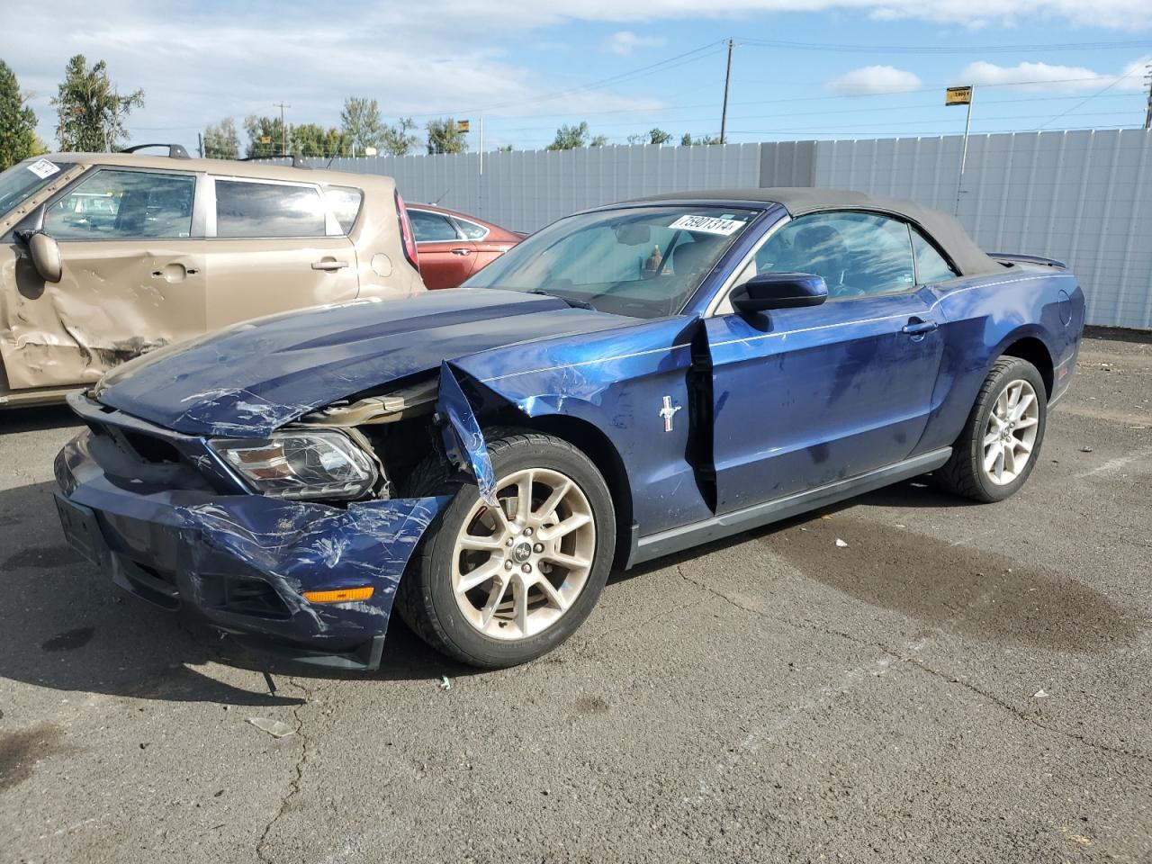 FORD MUSTANG 2010