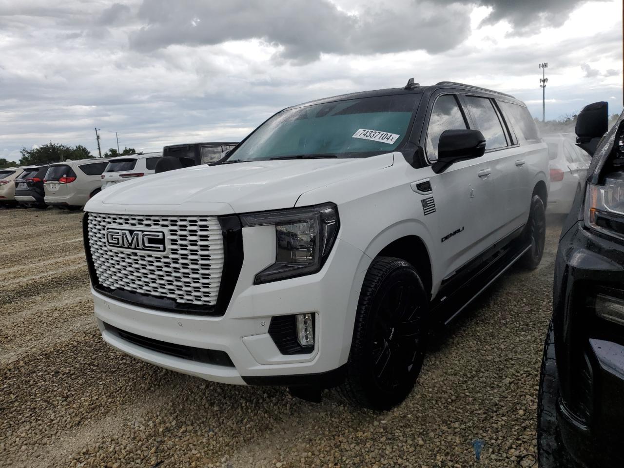 GMC YUKON XL D 2022