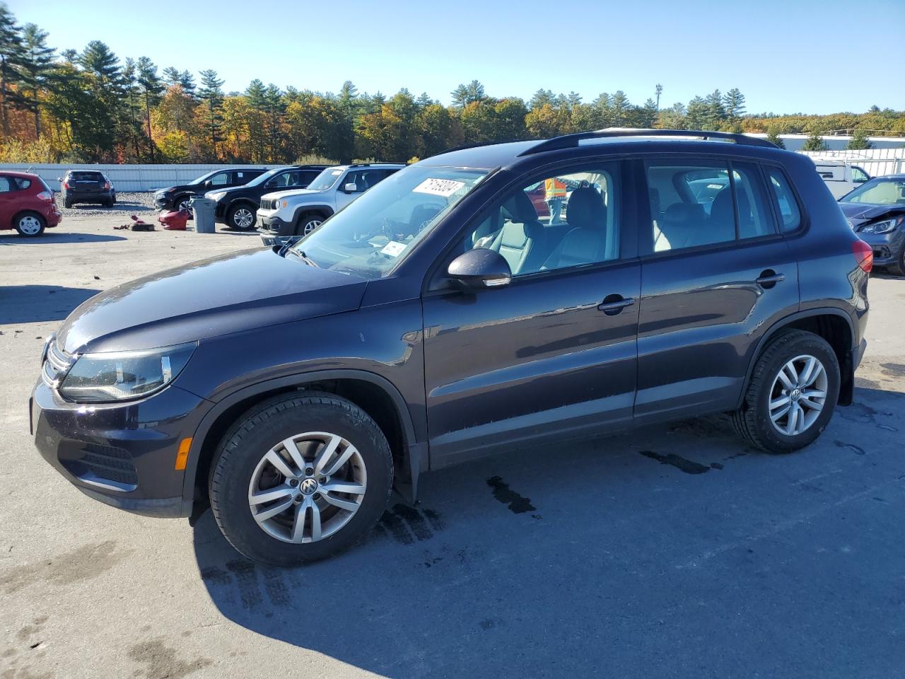 VOLKSWAGEN TIGUAN S 2016