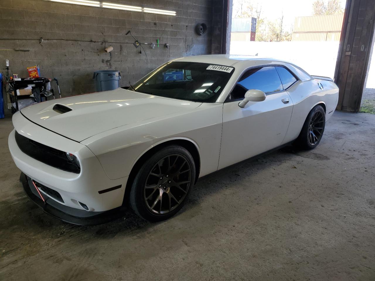 DODGE CHALLENGER 2016