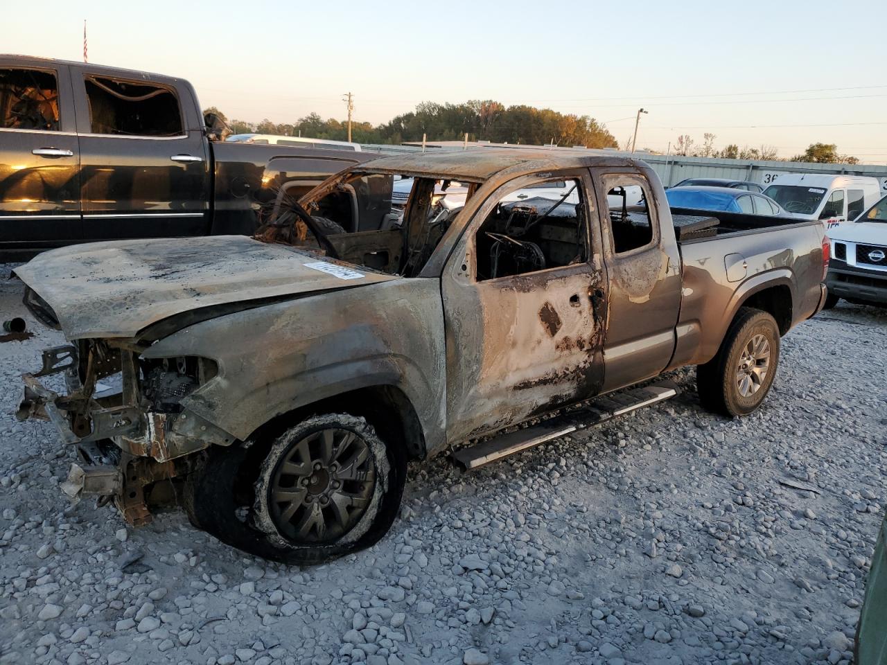 TOYOTA TACOMA ACC 2018