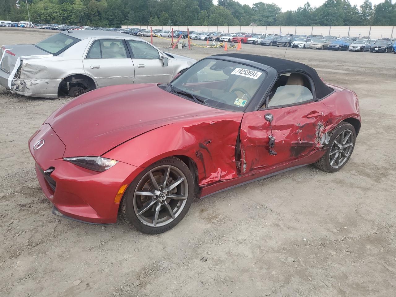 MAZDA MX-5 MIATA 2016