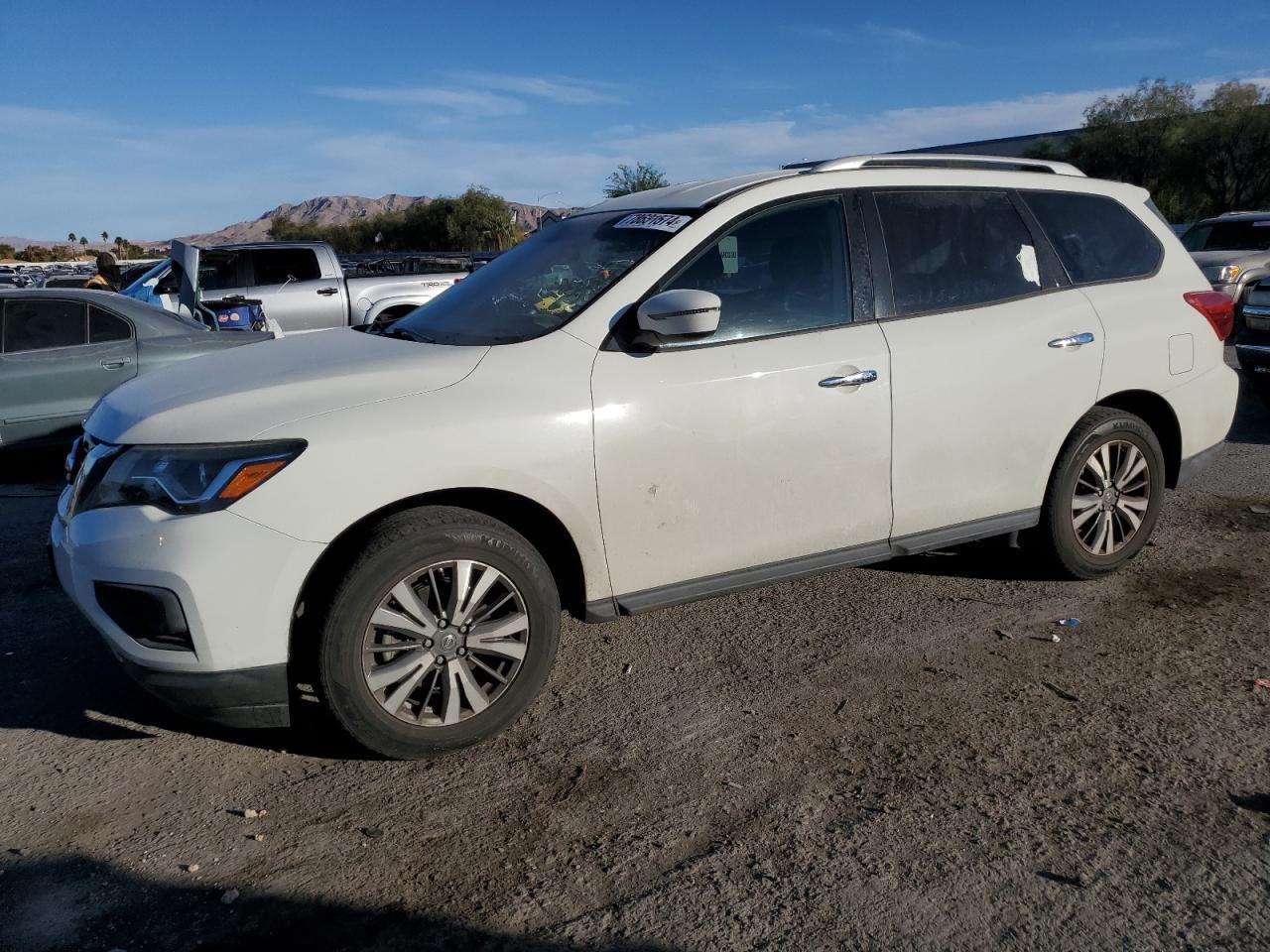 NISSAN PATHFINDER 2018