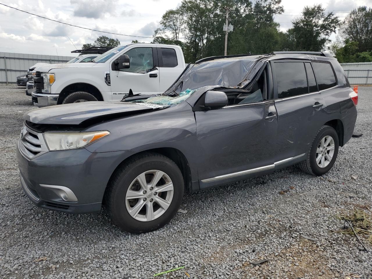 TOYOTA HIGHLANDER 2013