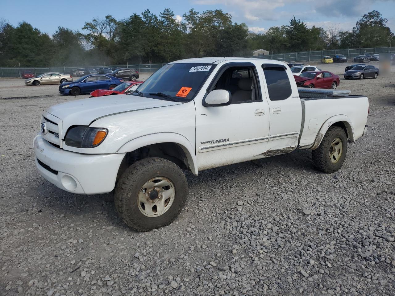 TOYOTA TUNDRA ACC 2004