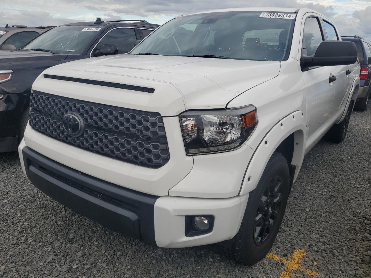 TOYOTA TUNDRA CRE 2020