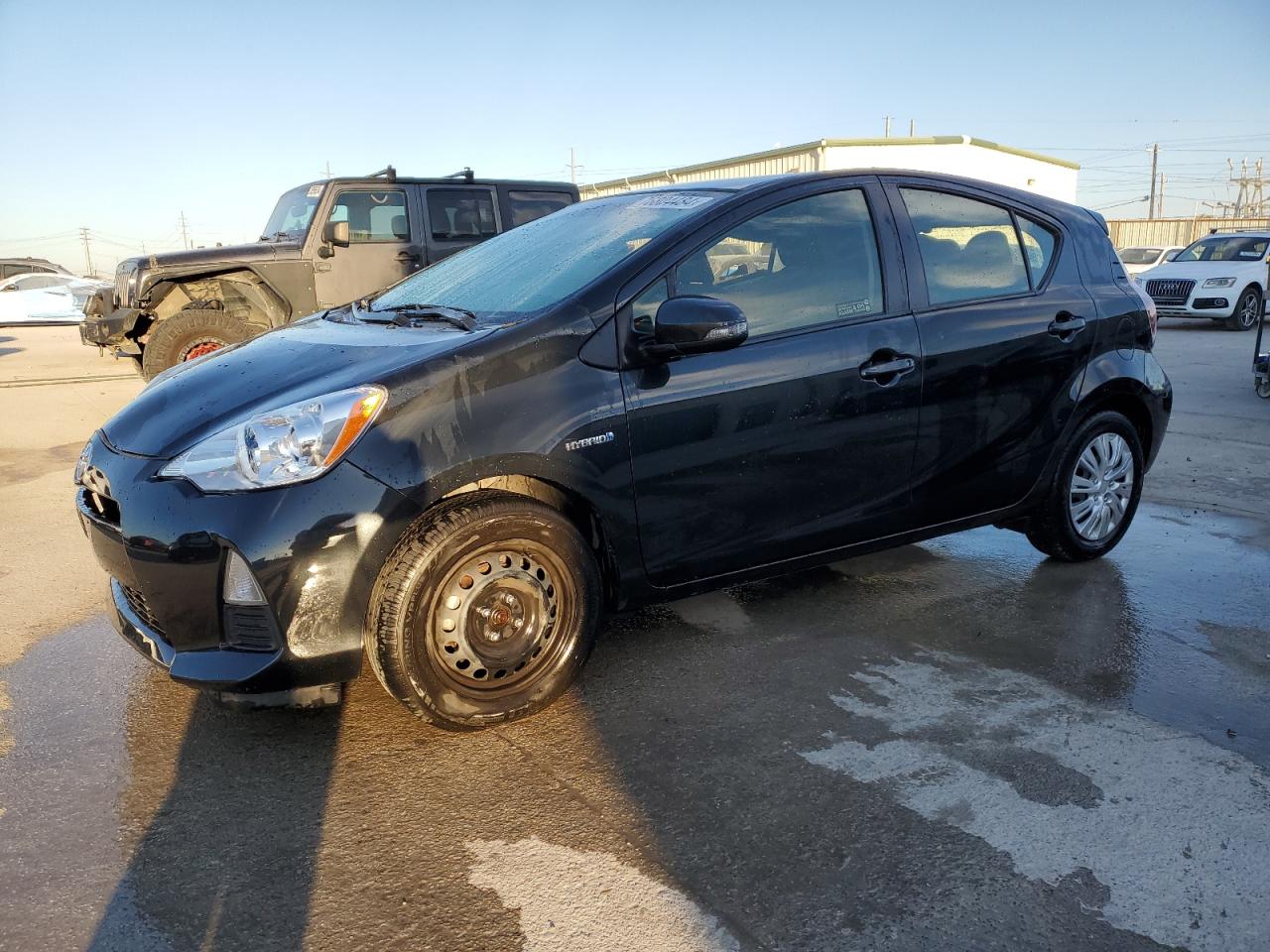 TOYOTA PRIUS C 2016