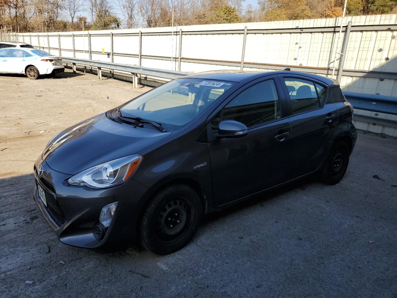 TOYOTA PRIUS C 2015