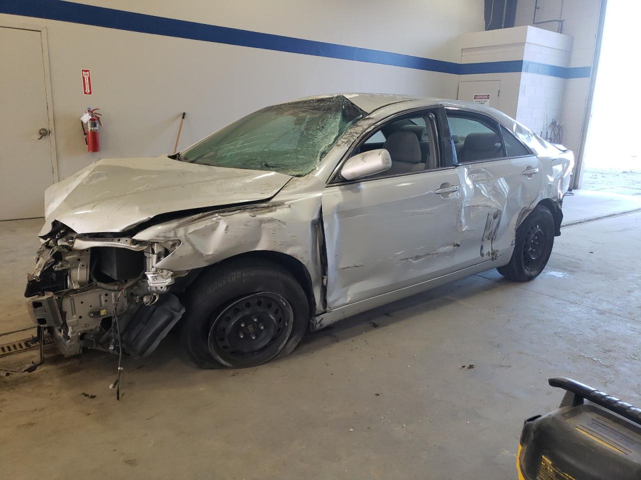 TOYOTA CAMRY BASE 2010