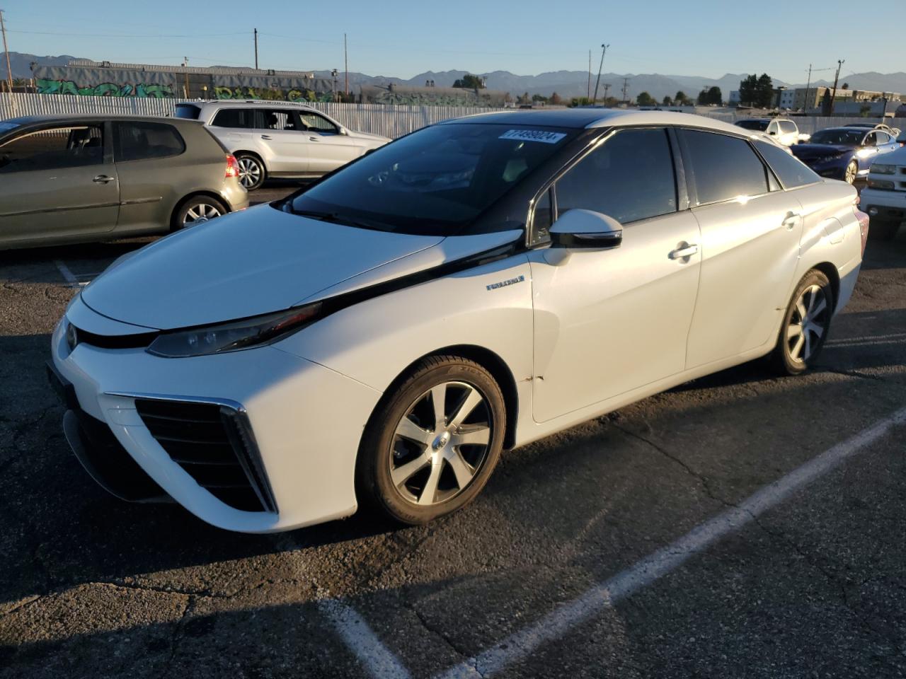 TOYOTA MIRAI 2016