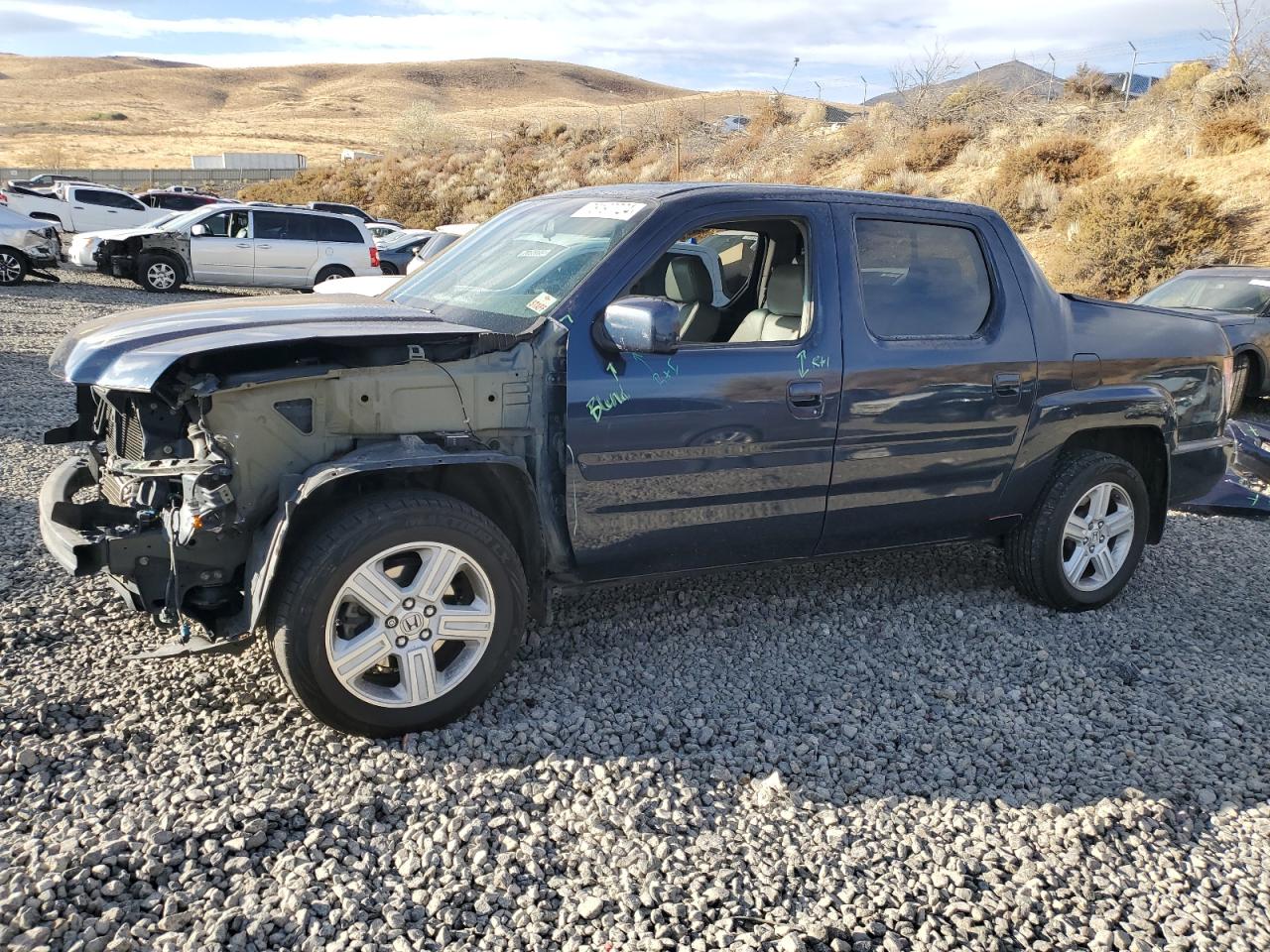HONDA RIDGELINE 2011