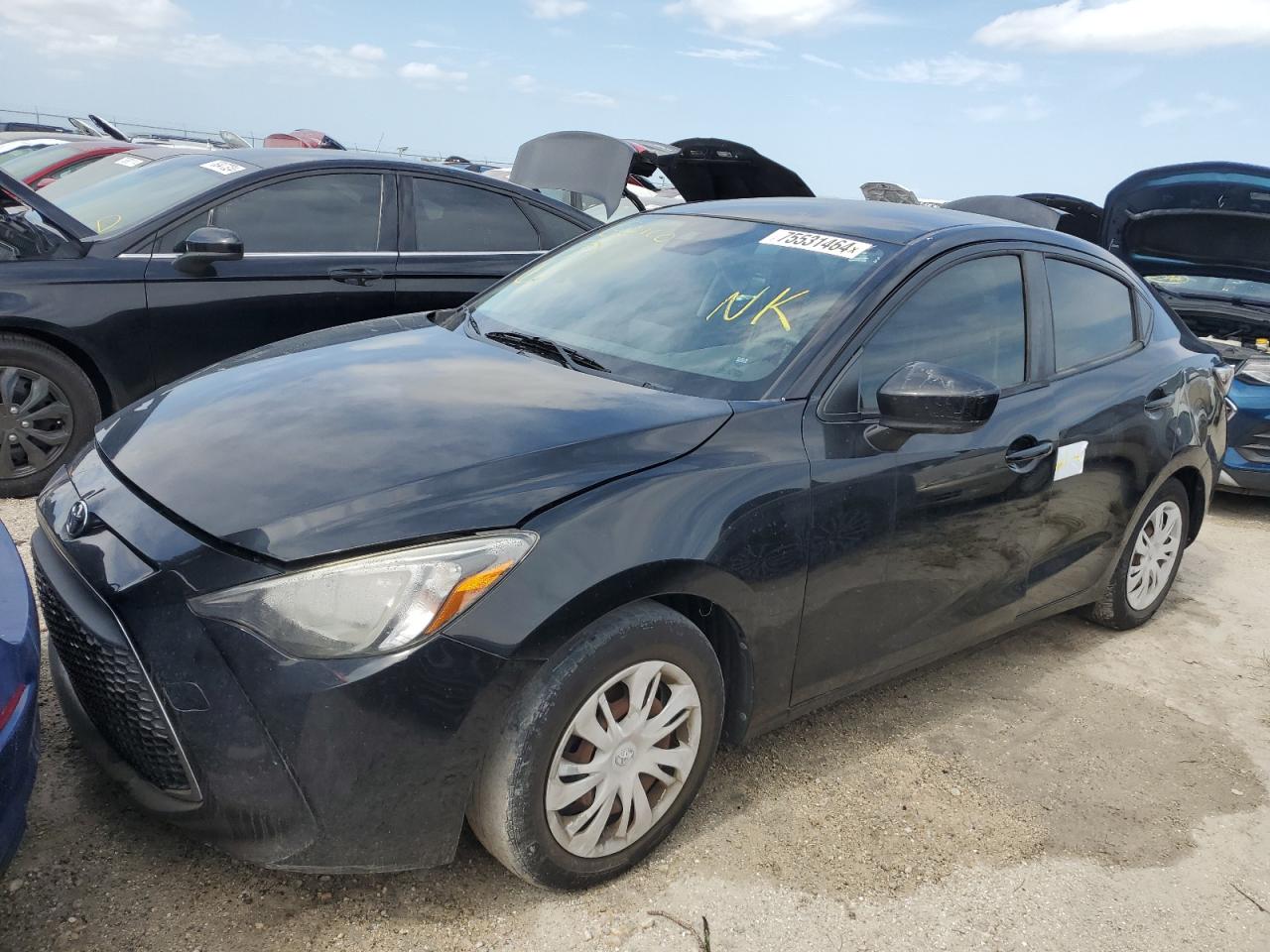 TOYOTA YARIS L 2019