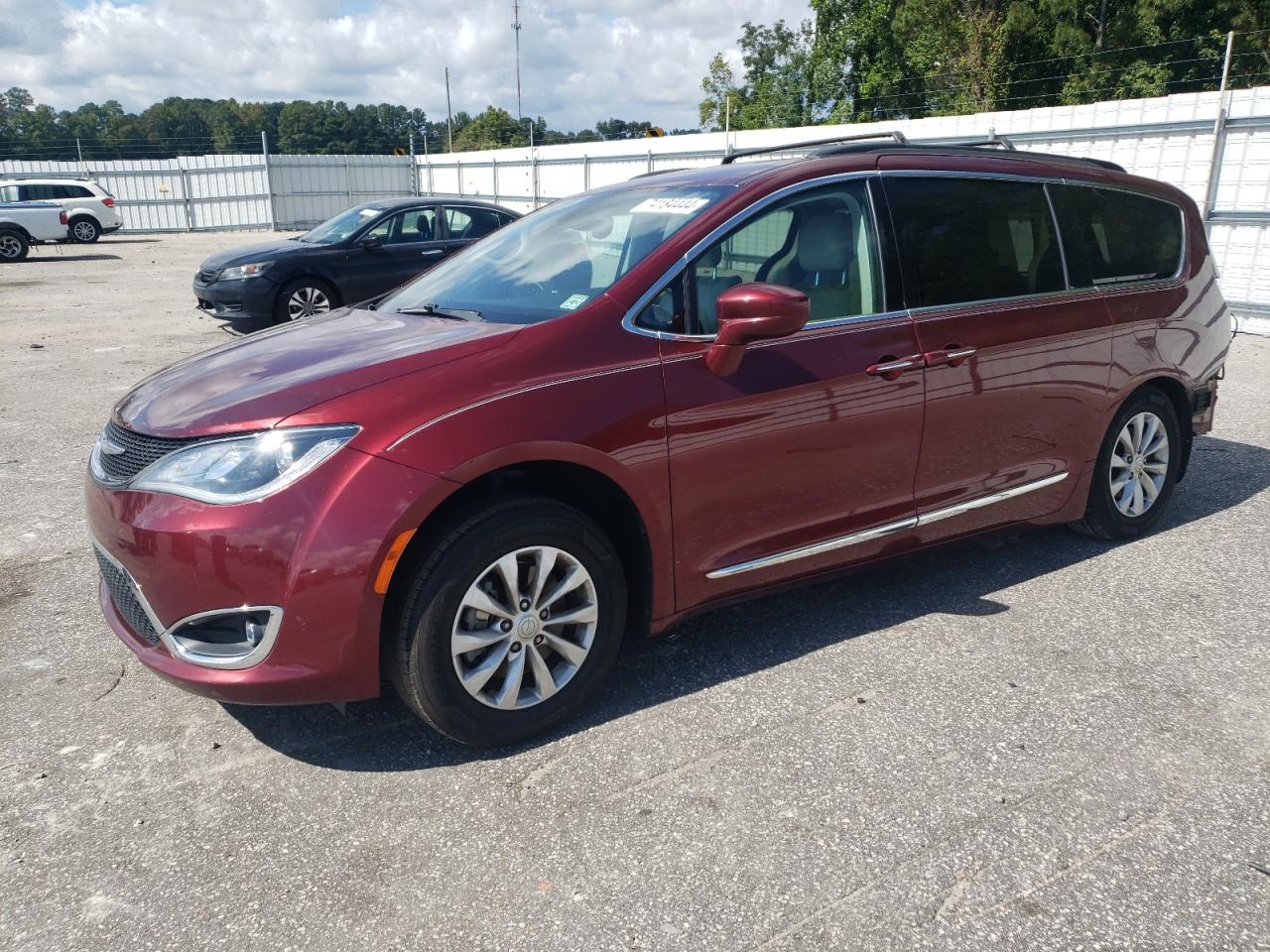 CHRYSLER Pacifica T 2017