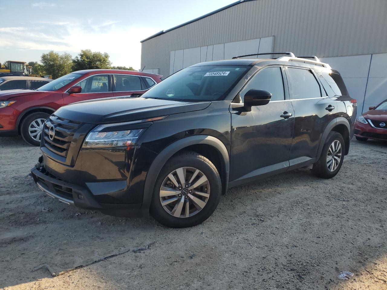 NISSAN PATHFINDER 2023