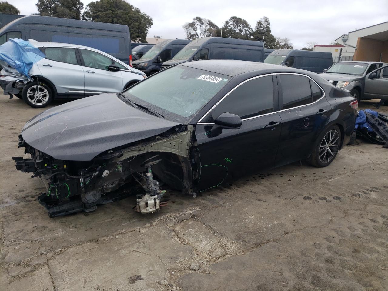 TOYOTA CAMRY SE 2021