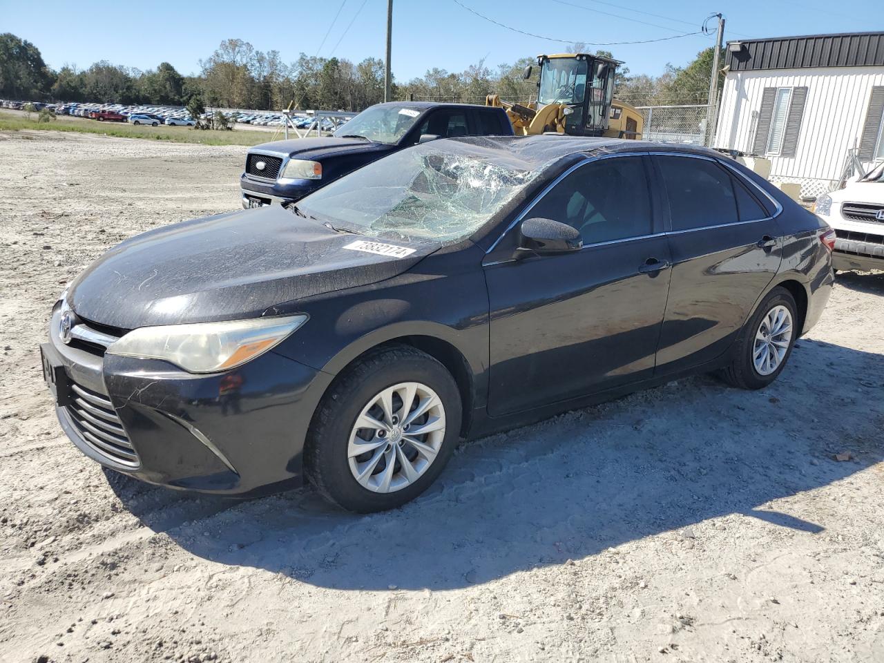 TOYOTA CAMRY LE 2015