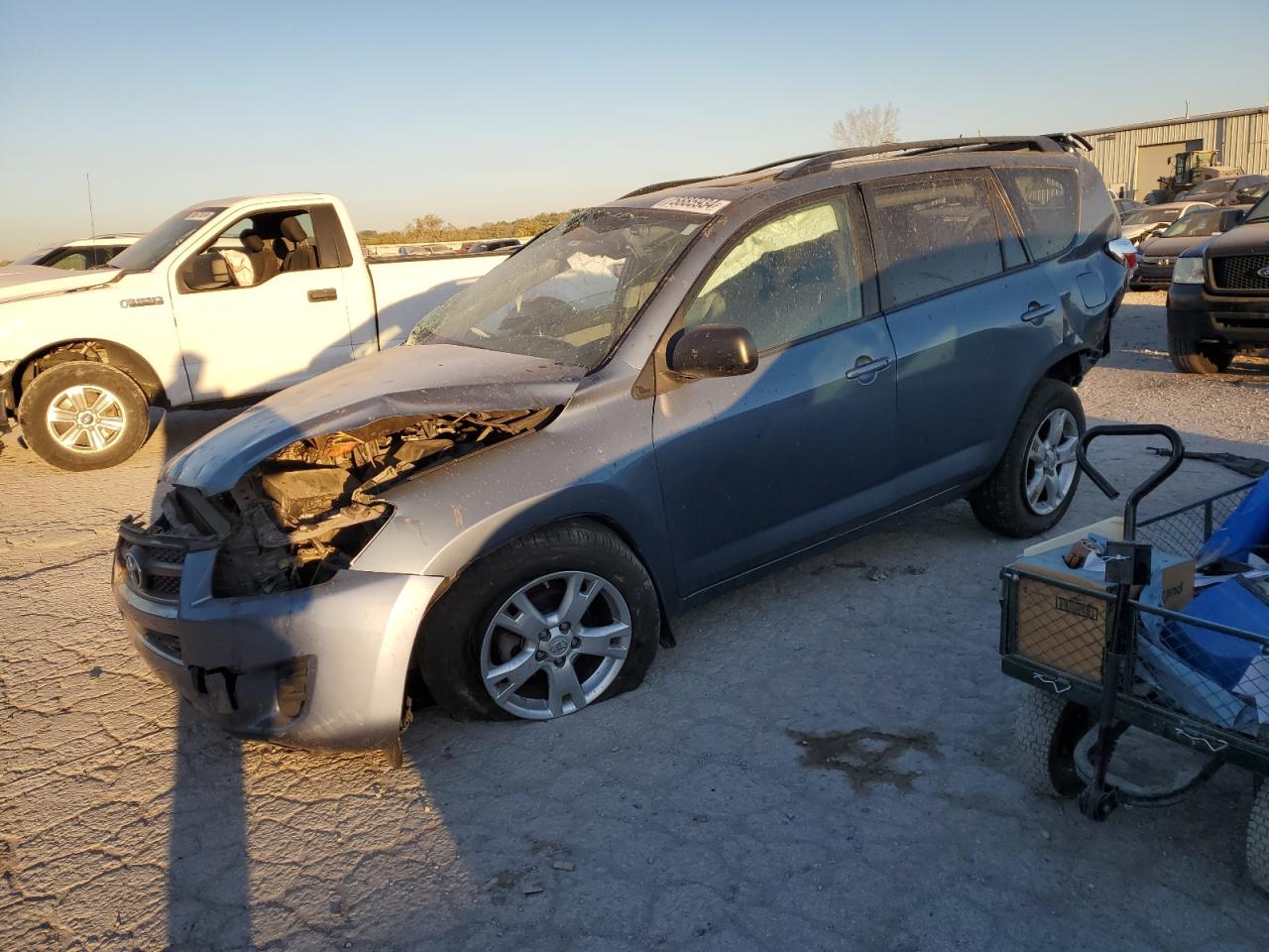TOYOTA RAV4 2011