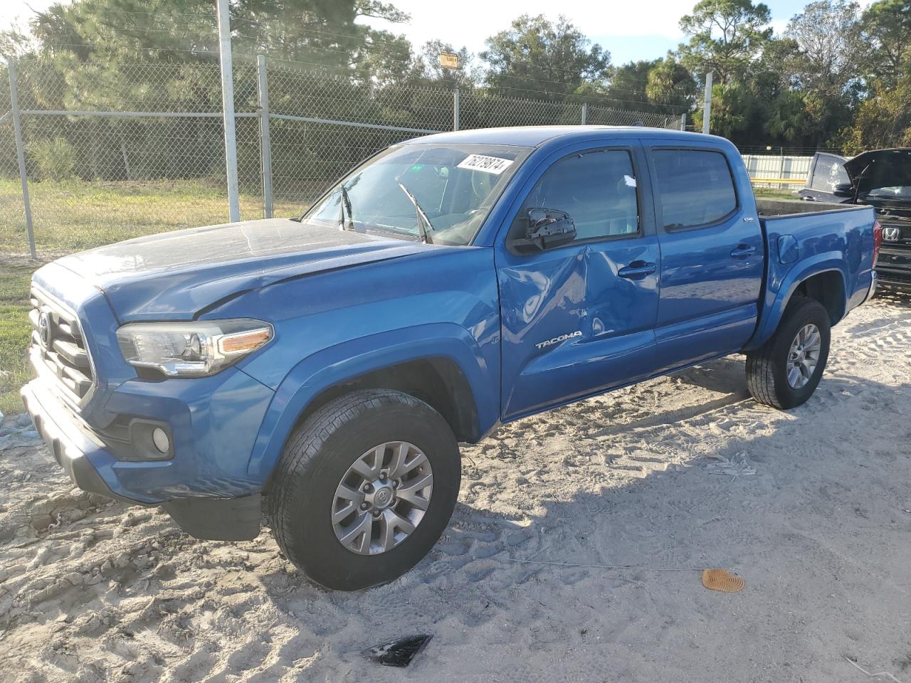 TOYOTA TACOMA DOU 2017