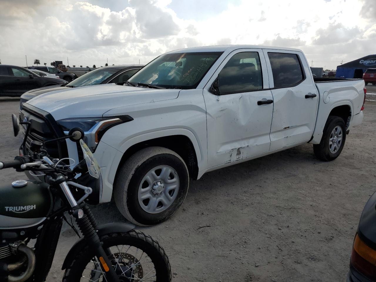 TOYOTA TUNDRA CRE 2023