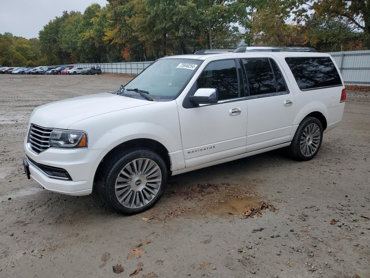 LINCOLN NAVIGATOR 2015