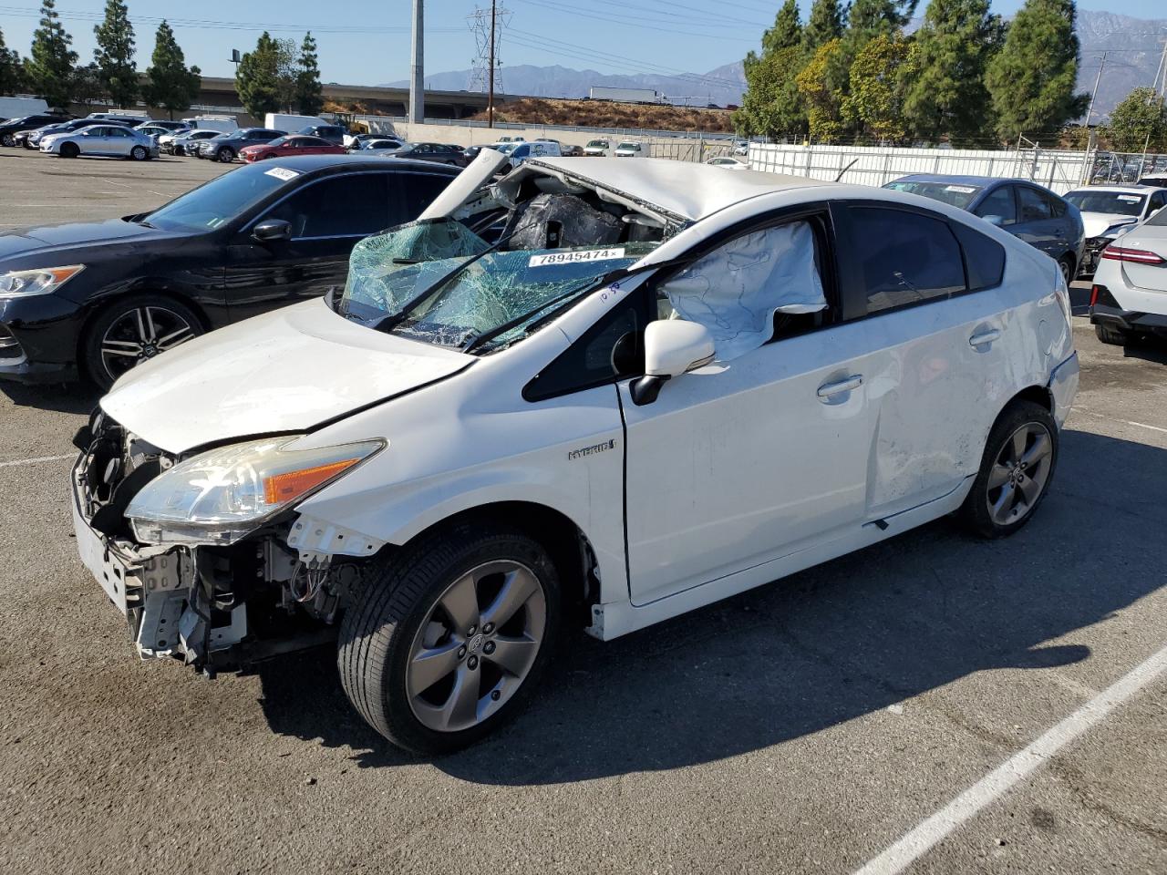 TOYOTA PRIUS 2015