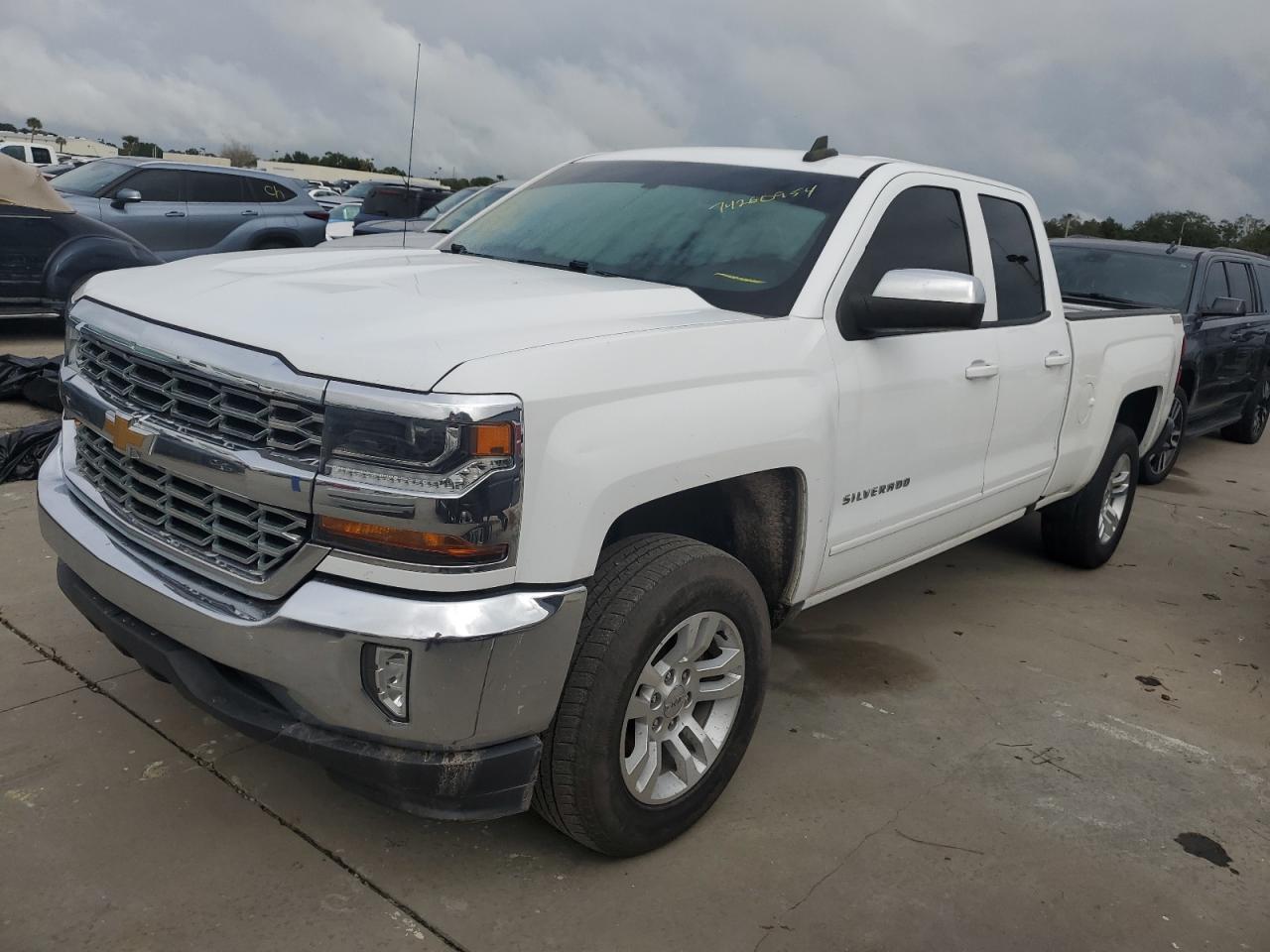 CHEVROLET SILVERADO 2018