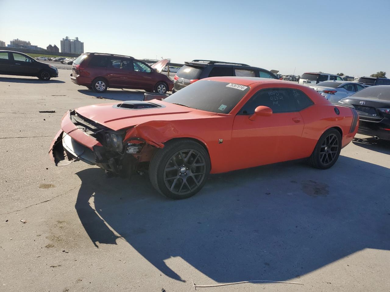 DODGE CHALLENGER 2016